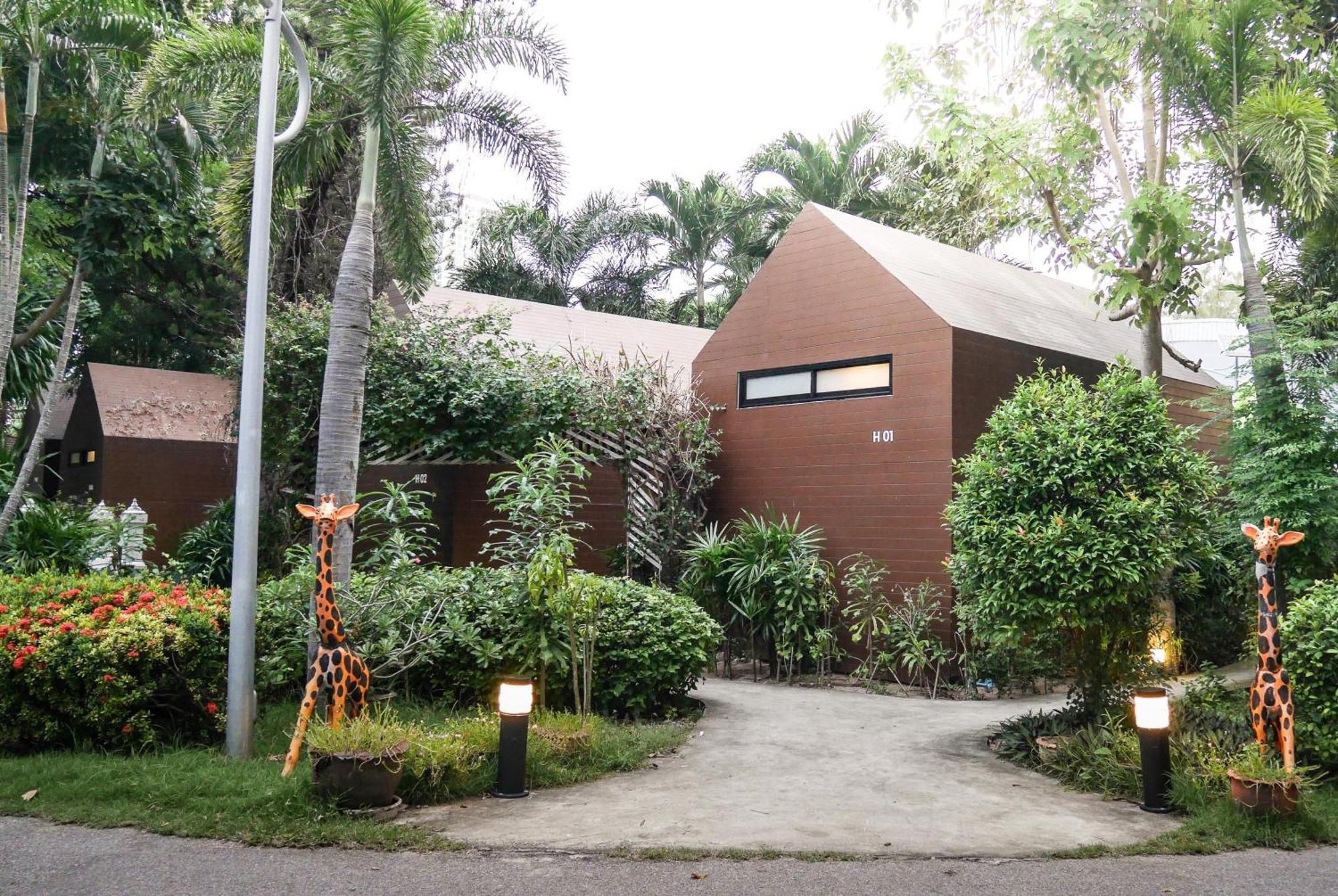 Villa Navin Haat Jomtien Eksteriør bilde